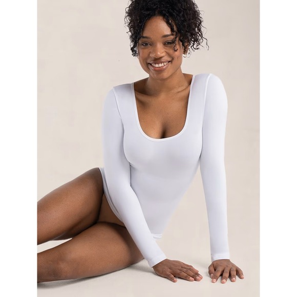 Shapermint Essentials All Day Every Day Long Sleeve Shaping T-Shirt White NWT - Picture 1 of 8
